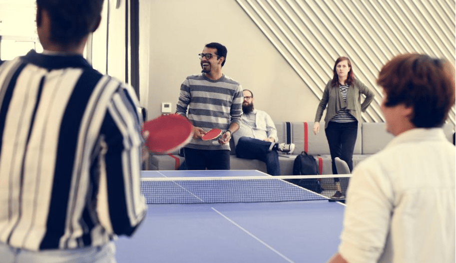 4 REASONS HIRING THE WRONG PERSON FOR SALES COSTS MORE THAN YOU THINK